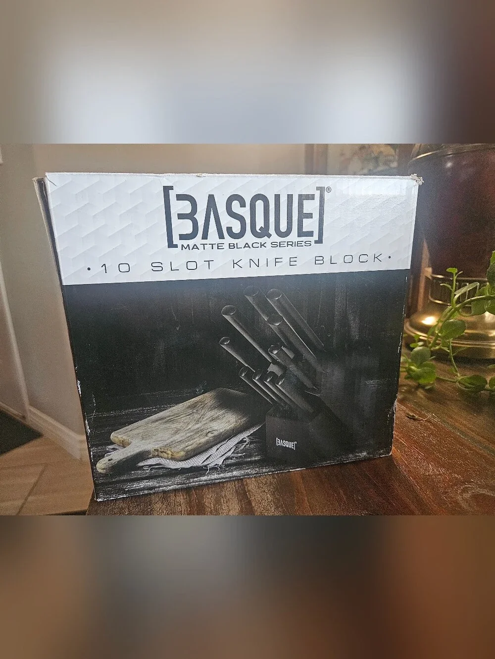 BASQUE MATTE BLACK SERIES •10 SLOT KNIFE BLOCK•